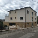 Vue de la face avant d'un immeuble de 5 logements construits par Seguin maitrise d'œuvre.